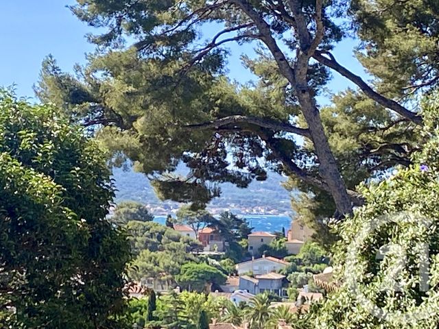 Maison à vendre - 8 pièces - 138,50 m2 - Sanary Sur Mer - 83 - PROVENCE-ALPES-COTE-D-AZUR