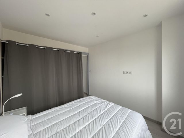 Appartement F2 à vendre - 2 pièces - 37,60 m2 - La Seyne Sur Mer - 83 - PROVENCE-ALPES-COTE-D-AZUR