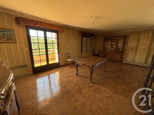 Maison à vendre - 5 pièces - 200 m2 - Six Fours Les Plages - 83 - PROVENCE-ALPES-COTE-D-AZUR