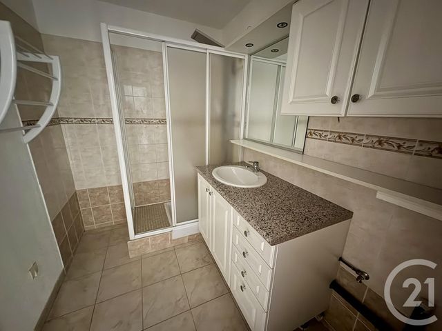 Appartement T4 à vendre - 4 pièces - 89,73 m2 - Six Fours Les Plages - 83 - PROVENCE-ALPES-COTE-D-AZUR