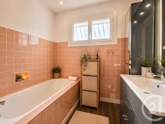 Maison &agrave; vendre - 6 pi&egrave;ces - 111 m2 - Six Fours Les Plages - 83 - PROVENCE-ALPES-COTE-D-AZUR