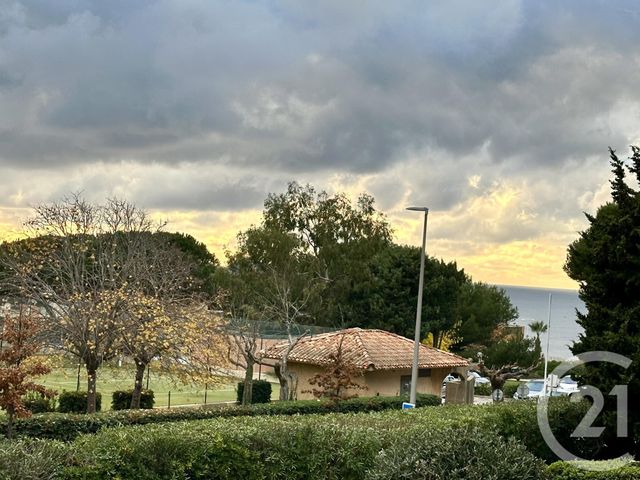 Appartement F2 bis &agrave; vendre - 2 pi&egrave;ces - 38,85 m2 - Six Fours Les Plages - 83 - PROVENCE-ALPES-COTE-D-AZUR