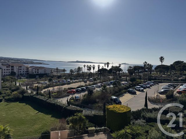 Appartement T1 à louer - 1 pièce - 24,80 m2 - Six Fours Les Plages - 83 - PROVENCE-ALPES-COTE-D-AZUR