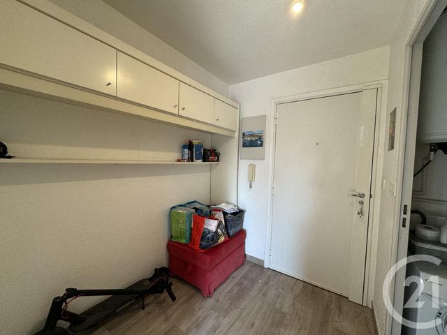 Appartement Studio &agrave; louer - 1 pi&egrave;ce - 24,51 m2 - Six Fours Les Plages - 83 - PROVENCE-ALPES-COTE-D-AZUR