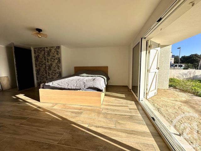 Maison &agrave; vendre - 3 pi&egrave;ces - 91,43 m2 - Six Fours Les Plages - 83 - PROVENCE-ALPES-COTE-D-AZUR