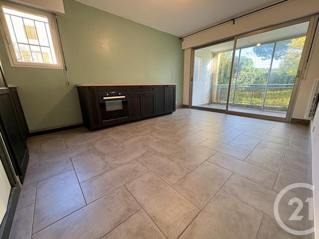 Appartement F2 &agrave; vendre - 2 pi&egrave;ces - 38,32 m2 - Sanary Sur Mer - 83 - PROVENCE-ALPES-COTE-D-AZUR