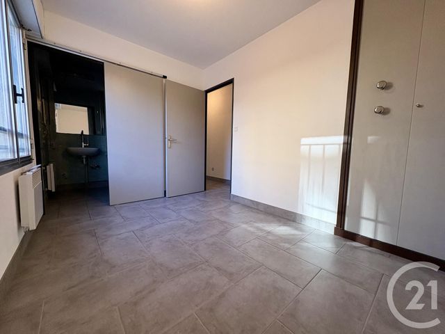 Appartement F2 &agrave; vendre - 2 pi&egrave;ces - 38,32 m2 - Sanary Sur Mer - 83 - PROVENCE-ALPES-COTE-D-AZUR