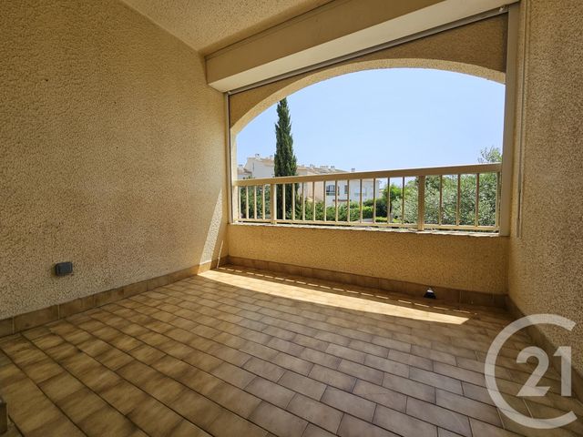 Appartement F3 &agrave; louer - 3 pi&egrave;ces - 39,94 m2 - St Mandrier Sur Mer - 83 - PROVENCE-ALPES-COTE-D-AZUR