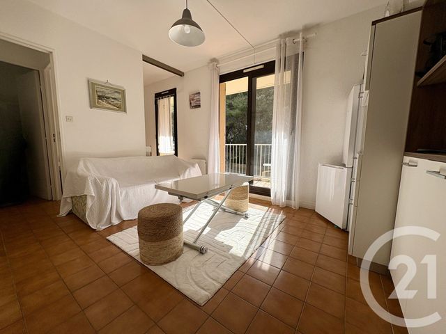 Appartement F2 bis &agrave; vendre - 3 pi&egrave;ces - 30,70 m2 - Six Fours Les Plages - 83 - PROVENCE-ALPES-COTE-D-AZUR