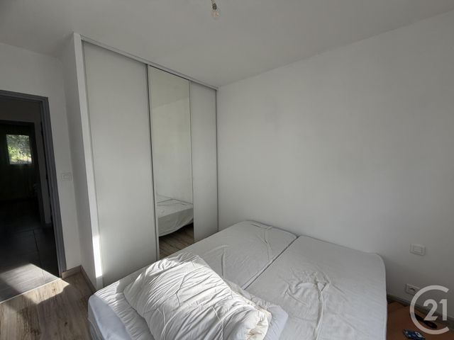 Appartement T3 &agrave; louer - 3 pi&egrave;ces - 55,47 m2 - Toulon - 83 - PROVENCE-ALPES-COTE-D-AZUR