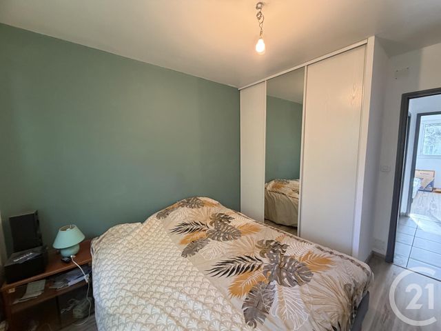 Appartement T3 &agrave; louer - 3 pi&egrave;ces - 55,47 m2 - Toulon - 83 - PROVENCE-ALPES-COTE-D-AZUR