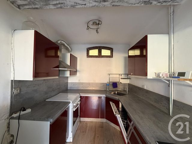 Maison &agrave; louer - 5 pi&egrave;ces - 91 m2 - La Seyne Sur Mer - 83 - PROVENCE-ALPES-COTE-D-AZUR