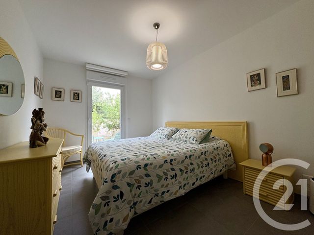 Appartement T3 &agrave; vendre - 3 pi&egrave;ces - 81,35 m2 - Six Fours Les Plages - 83 - PROVENCE-ALPES-COTE-D-AZUR
