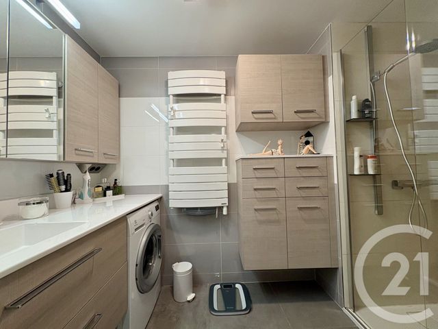 Appartement T3 &agrave; vendre - 3 pi&egrave;ces - 81,35 m2 - Six Fours Les Plages - 83 - PROVENCE-ALPES-COTE-D-AZUR
