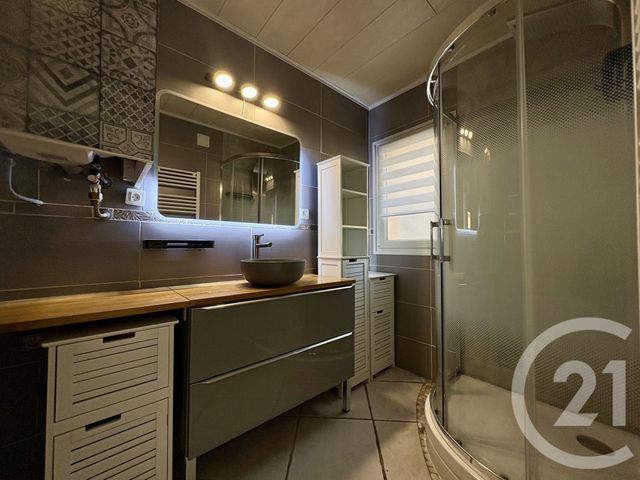 Appartement T3 &agrave; vendre - 4 pi&egrave;ces - 70 m2 - Six Fours Les Plages - 83 - PROVENCE-ALPES-COTE-D-AZUR