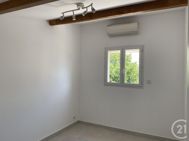 Maison &agrave; louer - 3 pi&egrave;ces - 81 m2 - Ollioules - 83 - PROVENCE-ALPES-COTE-D-AZUR