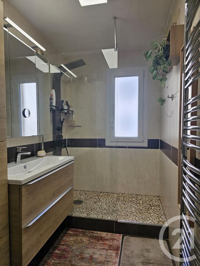 Appartement T3 &agrave; vendre - 3 pi&egrave;ces - 67,43 m2 - Six Fours Les Plages - 83 - PROVENCE-ALPES-COTE-D-AZUR