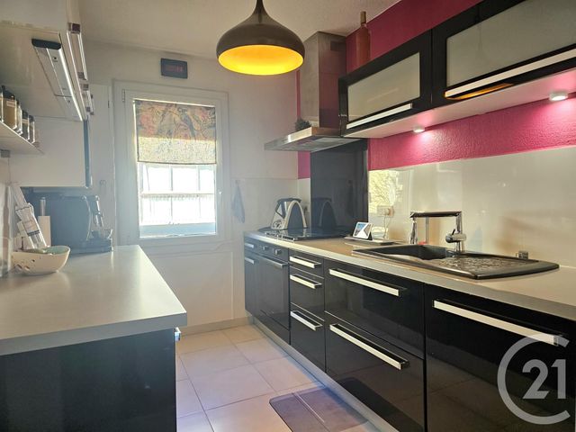 Appartement T3 &agrave; vendre - 3 pi&egrave;ces - 67,43 m2 - Six Fours Les Plages - 83 - PROVENCE-ALPES-COTE-D-AZUR