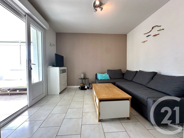 Appartement T4 &agrave; vendre - 4 pi&egrave;ces - 61,30 m2 - Six Fours Les Plages - 83 - PROVENCE-ALPES-COTE-D-AZUR