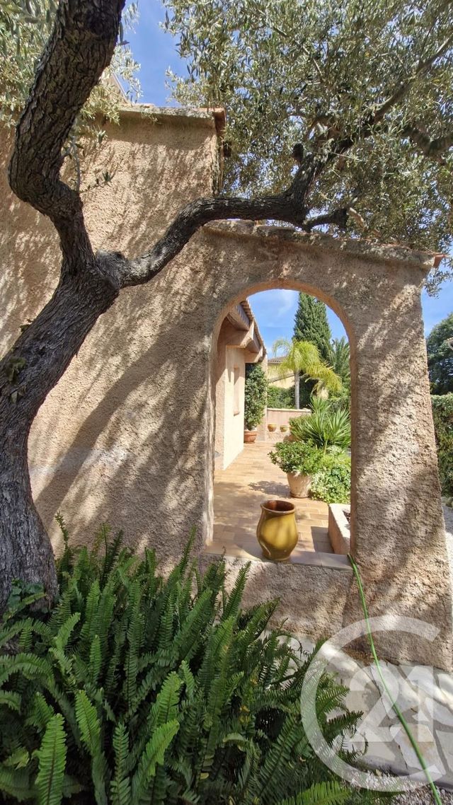 Maison &agrave; vendre - 6 pi&egrave;ces - 134,50 m2 - Six Fours Les Plages - 83 - PROVENCE-ALPES-COTE-D-AZUR