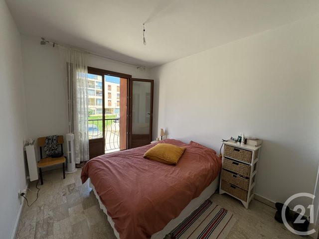 Appartement F3 &agrave; louer - 3 pi&egrave;ces - 55,84 m2 - Sanary Sur Mer - 83 - PROVENCE-ALPES-COTE-D-AZUR