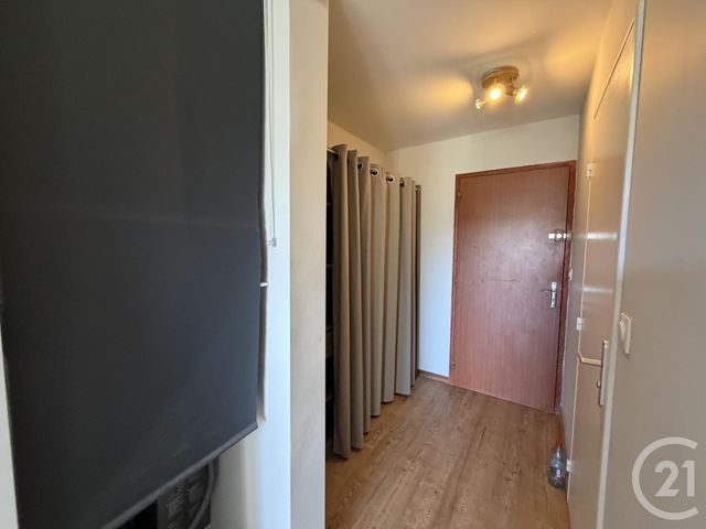 Appartement Studio &agrave; louer - 1 pi&egrave;ce - 22,05 m2 - Bandol - 83 - PROVENCE-ALPES-COTE-D-AZUR