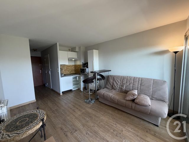 Appartement Studio &agrave; louer - 1 pi&egrave;ce - 22,05 m2 - Bandol - 83 - PROVENCE-ALPES-COTE-D-AZUR