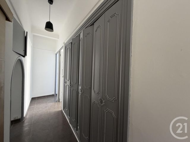 Appartement T3 &agrave; louer - 3 pi&egrave;ces - 73,25 m2 - Toulon - 83 - PROVENCE-ALPES-COTE-D-AZUR