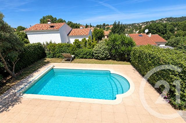 Maison &agrave; vendre - 9 pi&egrave;ces - 202 m2 - Six Fours Les Plages - 83 - PROVENCE-ALPES-COTE-D-AZUR