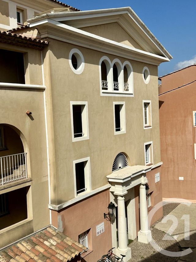 Appartement T3 &agrave; vendre - 3 pi&egrave;ces - 40,75 m2 - Six Fours Les Plages - 83 - PROVENCE-ALPES-COTE-D-AZUR