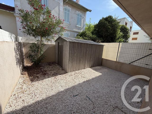 Appartement T2 &agrave; louer - 2 pi&egrave;ces - 31,35 m2 - La Seyne Sur Mer - 83 - PROVENCE-ALPES-COTE-D-AZUR