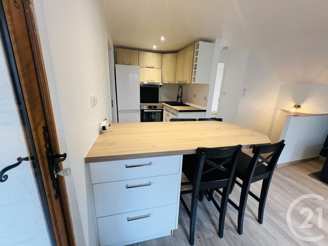 Appartement F2 &agrave; louer - 2 pi&egrave;ces - 36,88 m2 - Ollioules - 83 - PROVENCE-ALPES-COTE-D-AZUR