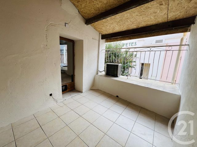 Appartement F2 &agrave; louer - 2 pi&egrave;ces - 36,88 m2 - Ollioules - 83 - PROVENCE-ALPES-COTE-D-AZUR
