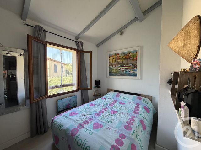 Appartement T2 &agrave; louer - 2 pi&egrave;ces - 36,18 m2 - Six Fours Les Plages - 83 - PROVENCE-ALPES-COTE-D-AZUR
