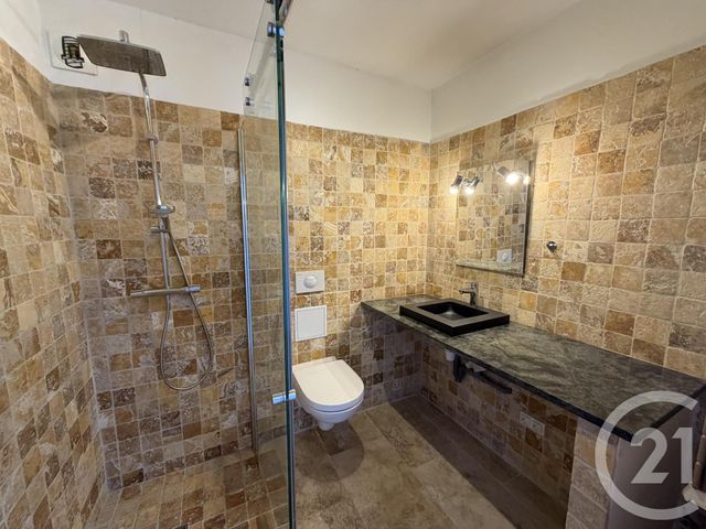 Appartement Studio &agrave; louer - 1 pi&egrave;ce - 28,98 m2 - Six Fours Les Plages - 83 - PROVENCE-ALPES-COTE-D-AZUR