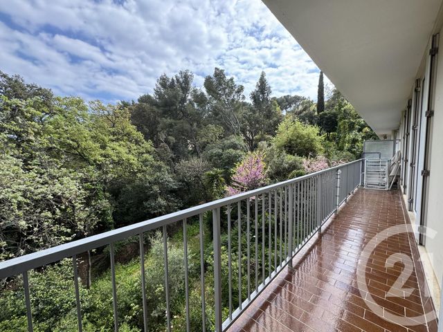 Appartement T4 &agrave; louer - 4 pi&egrave;ces - 76,29 m2 - La Seyne Sur Mer - 83 - PROVENCE-ALPES-COTE-D-AZUR