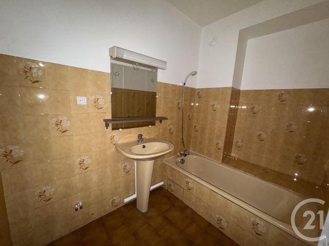 Appartement F2 &agrave; louer - 2 pi&egrave;ces - 48,10 m2 - Toulon - 83 - PROVENCE-ALPES-COTE-D-AZUR
