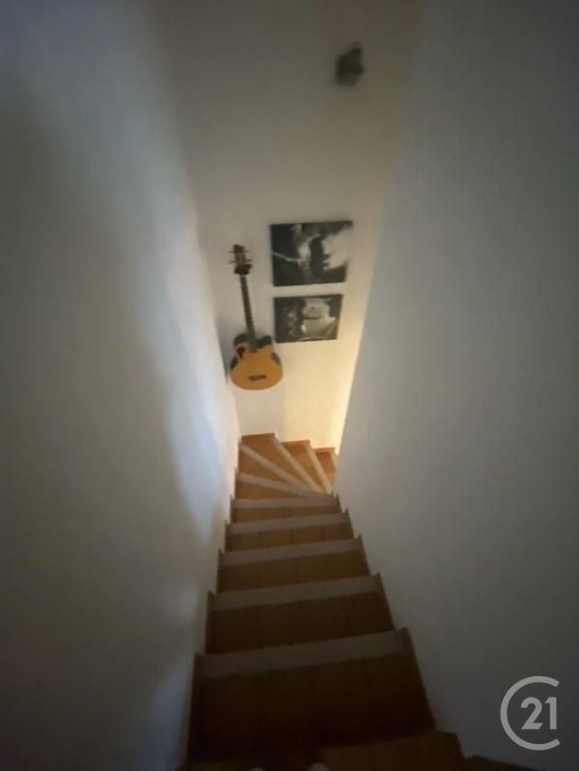 Appartement &agrave; louer - 2 pi&egrave;ces - 45,40 m2 - Six Fours Les Plages - 83 - PROVENCE-ALPES-COTE-D-AZUR