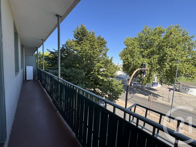 Appartement T3 &agrave; louer - 3 pi&egrave;ces - 71,01 m2 - La Seyne Sur Mer - 83 - PROVENCE-ALPES-COTE-D-AZUR
