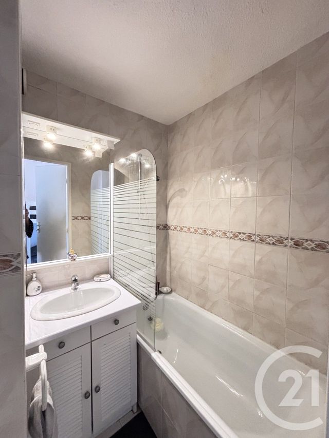 Appartement Studio cabine à vendre - 2 pièces - 28 m2 - Risoul - 05 - PROVENCE-ALPES-COTE-D-AZUR