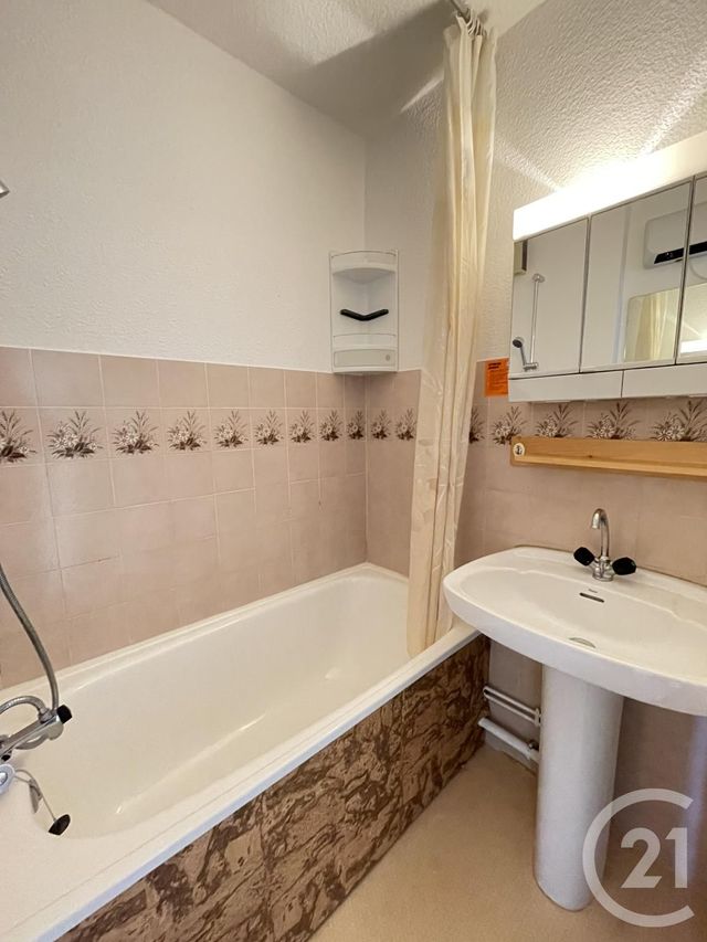 Appartement Studio à louer - 1 pièce - 18 m2 - Risoul - 05 - PROVENCE-ALPES-COTE-D-AZUR