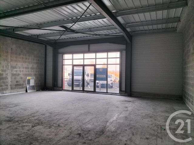 Local commercial à louer - 126.0 m2 - 50 - Manche