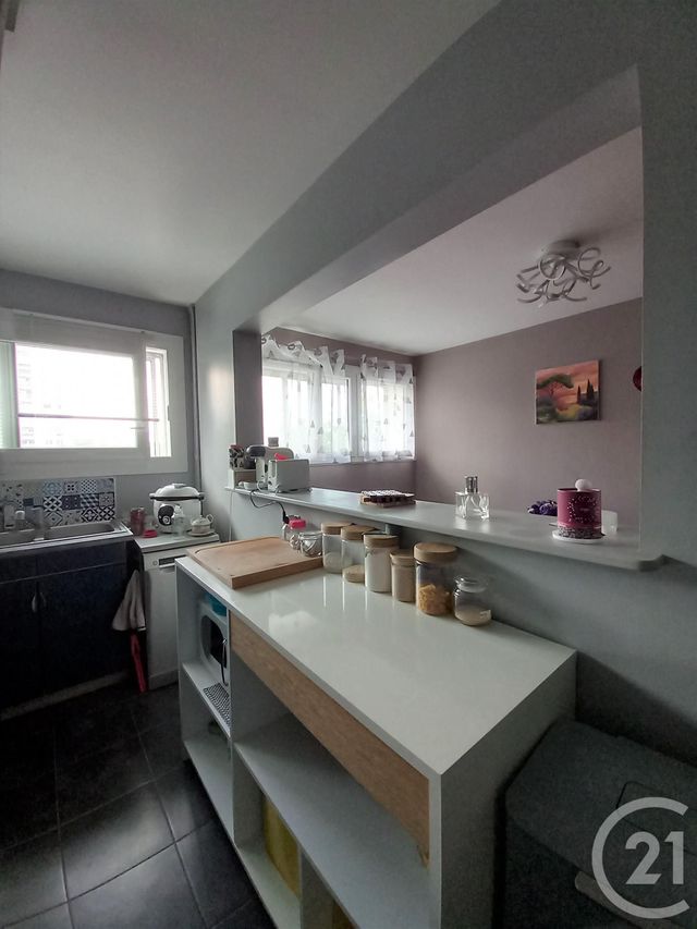 Appartement F5 à louer - 5 pièces - 105 m2 - Cherbourg En Cotentin - 50 - BASSE-NORMANDIE