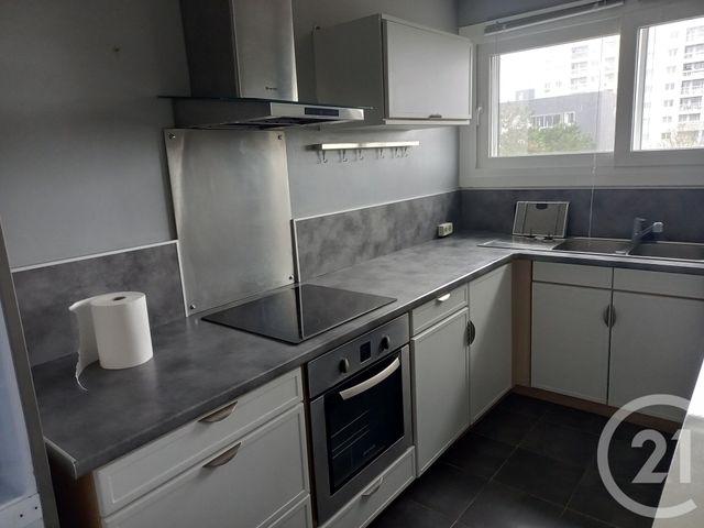 Appartement F5 à louer - 5 pièces - 105 m2 - Cherbourg En Cotentin - 50 - BASSE-NORMANDIE
