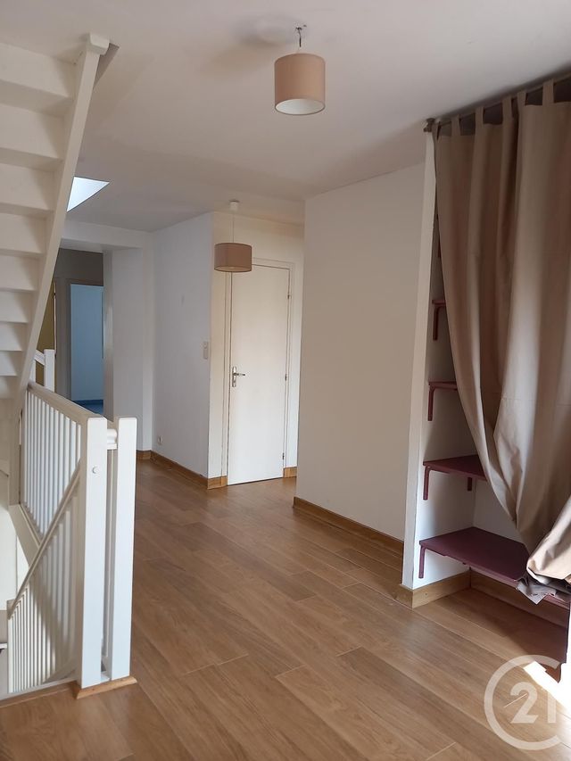 Maison &agrave; louer - 4 pi&egrave;ces - 116,94 m2 - Cherbourg En Cotentin - 50 - BASSE-NORMANDIE
