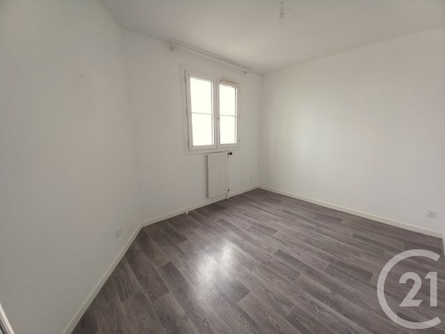 Appartement F4 &agrave; vendre - 4 pi&egrave;ces - 97,47 m2 - Cherbourg En Cotentin - 50 - BASSE-NORMANDIE