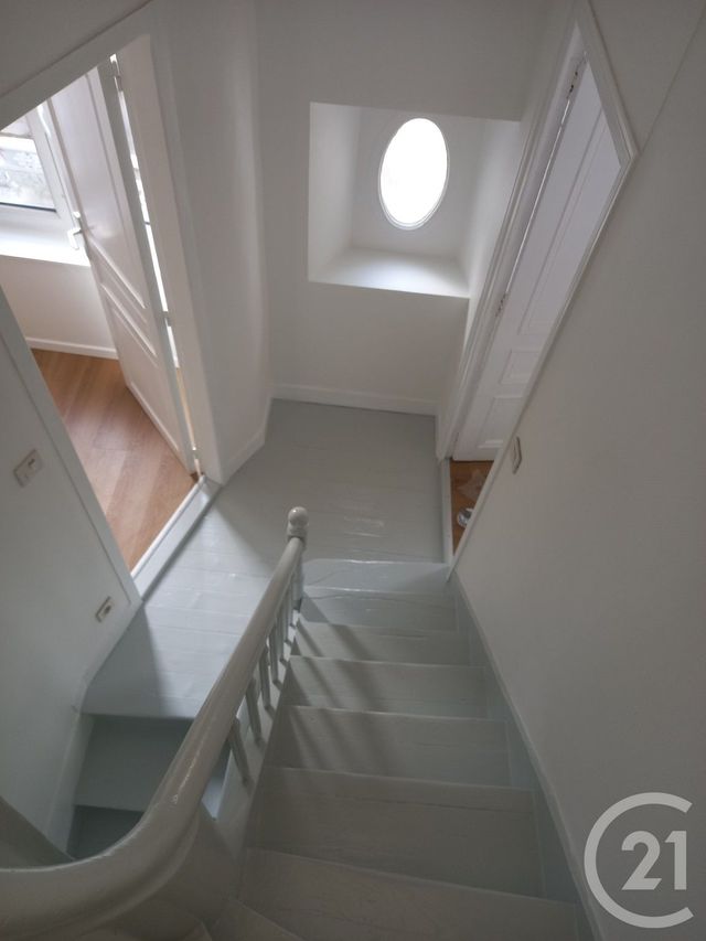 Maison &agrave; louer - 3 pi&egrave;ces - 75 m2 - Cherbourg En Cotentin - 50 - BASSE-NORMANDIE