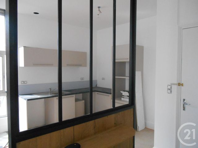 Appartement F4 &agrave; louer - 4 pi&egrave;ces - 118 m2 - Cherbourg En Cotentin - 50 - BASSE-NORMANDIE