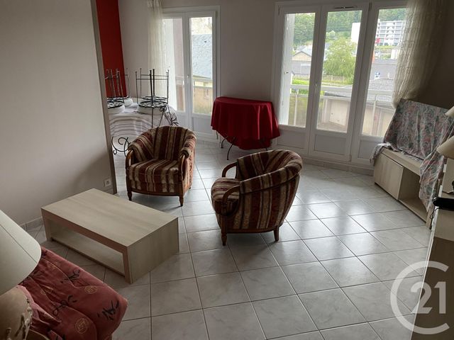 Appartement F4 &agrave; louer - 4 pi&egrave;ces - 75,41 m2 - Cherbourg En Cotentin - 50 - BASSE-NORMANDIE