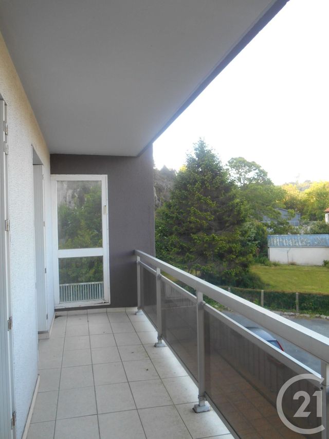 Appartement F4 &agrave; louer - 4 pi&egrave;ces - 75,41 m2 - Cherbourg En Cotentin - 50 - BASSE-NORMANDIE